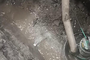 镇江地下室伸缩缝堵漏视频